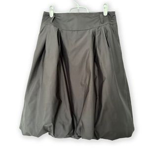 Banana Republic gray taffeta bubble hem skirt, size 4